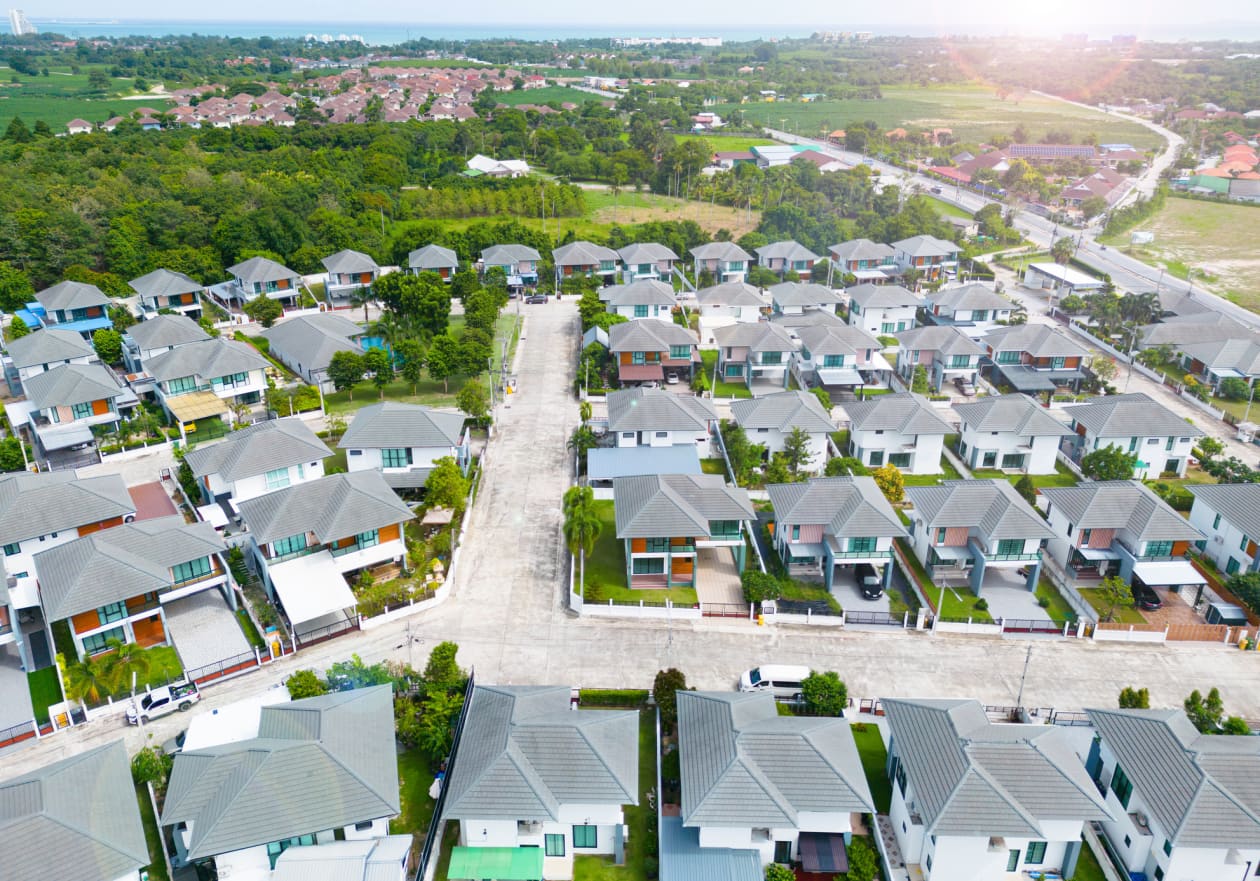 US Treasury Yields Hit 5% | Mortgage Rates Surge to 2023 High - E-Commerce Financing Crisis
