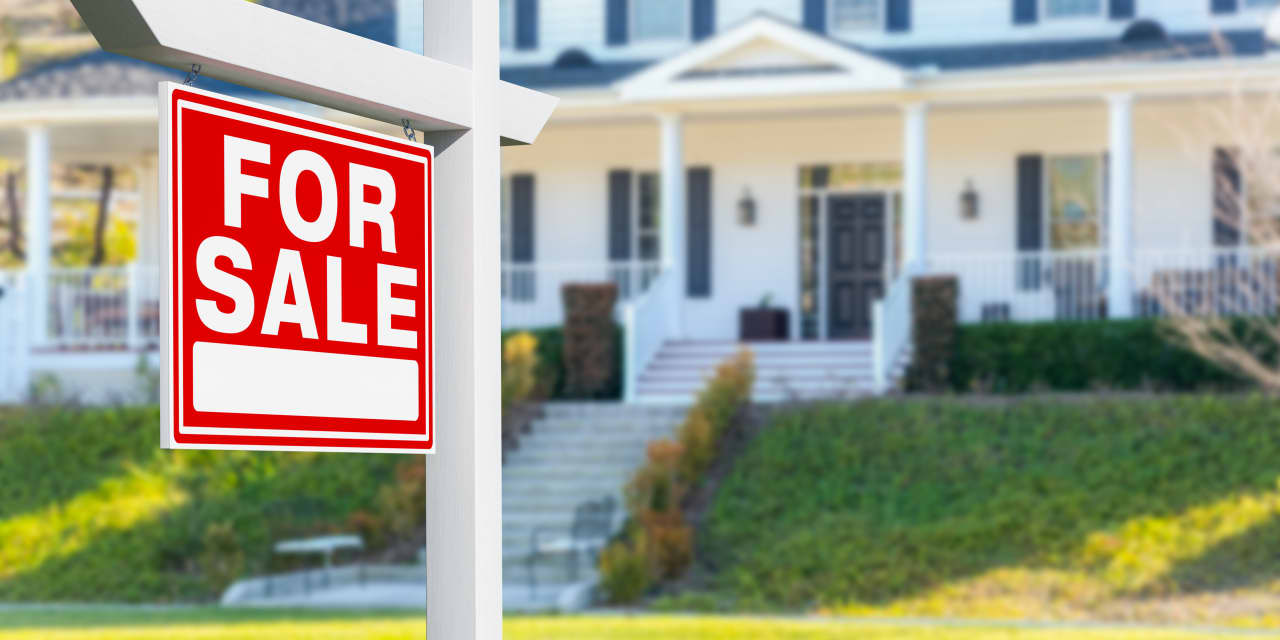 'Be a real estate badass!': Podcaster ran an $11-million Ponzi scheme, SEC says - Vimarsana News