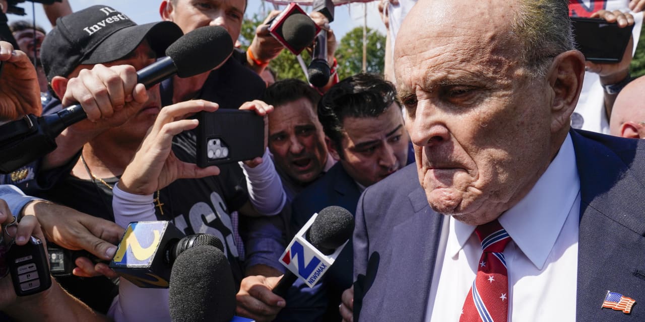 Hunter Biden says in lawsuit that Rudy Giuliani and second lawyer hacked and tampered with personal data in laptop affair - Vimarsana News