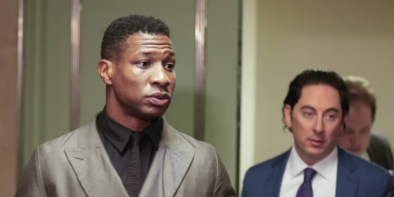 Actor Jonathan Majors found guilty of assaulting his former girlfriend in New York - Vimarsana News