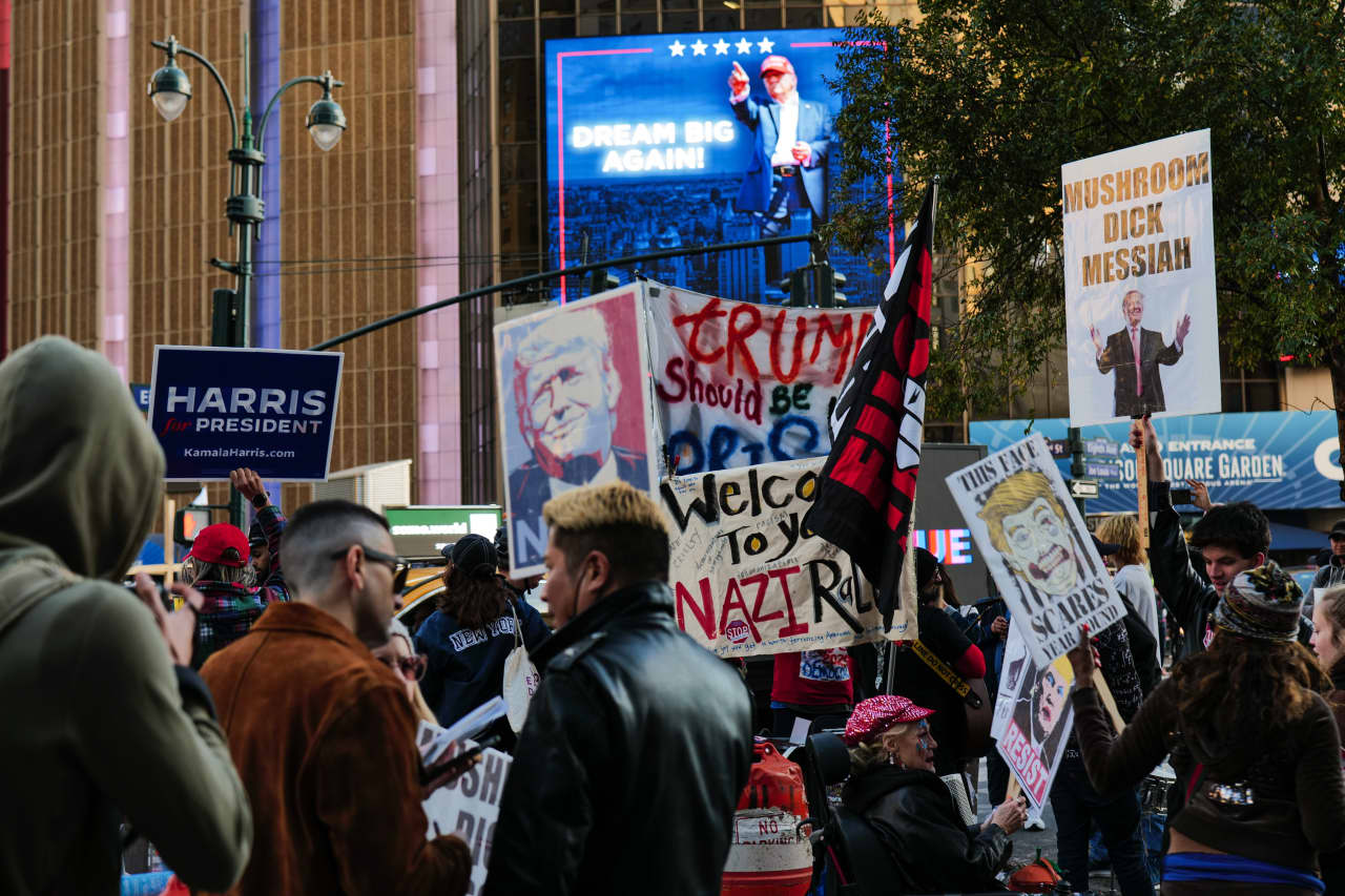 Markets set for rally after U.S. elections, Barclays says