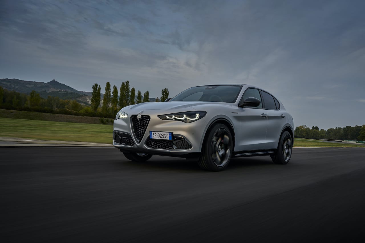 The 2024 Alfa Romeo Stelvio review: A stylish Italian alternative to  everyday luxury compact SUVs - MarketWatch