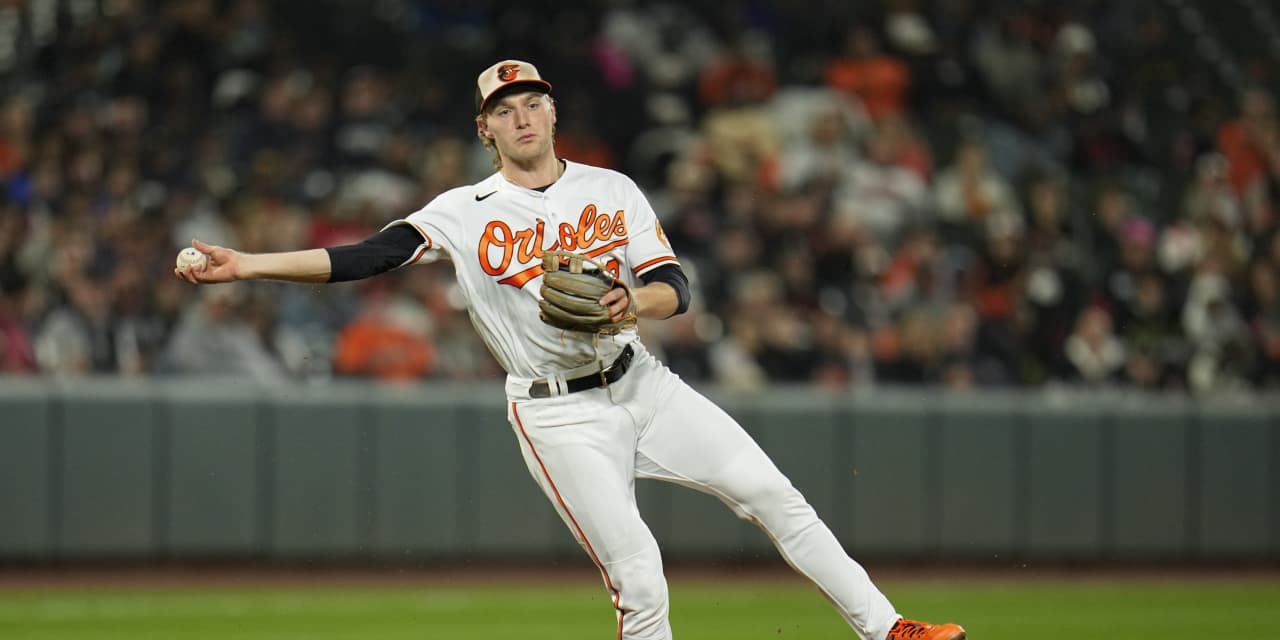 Orioles announce new 30-year deal to stay at Camden Yards on same night they clinch AL East