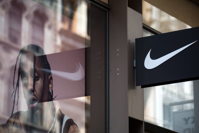 Nike inc outlet stock symbol