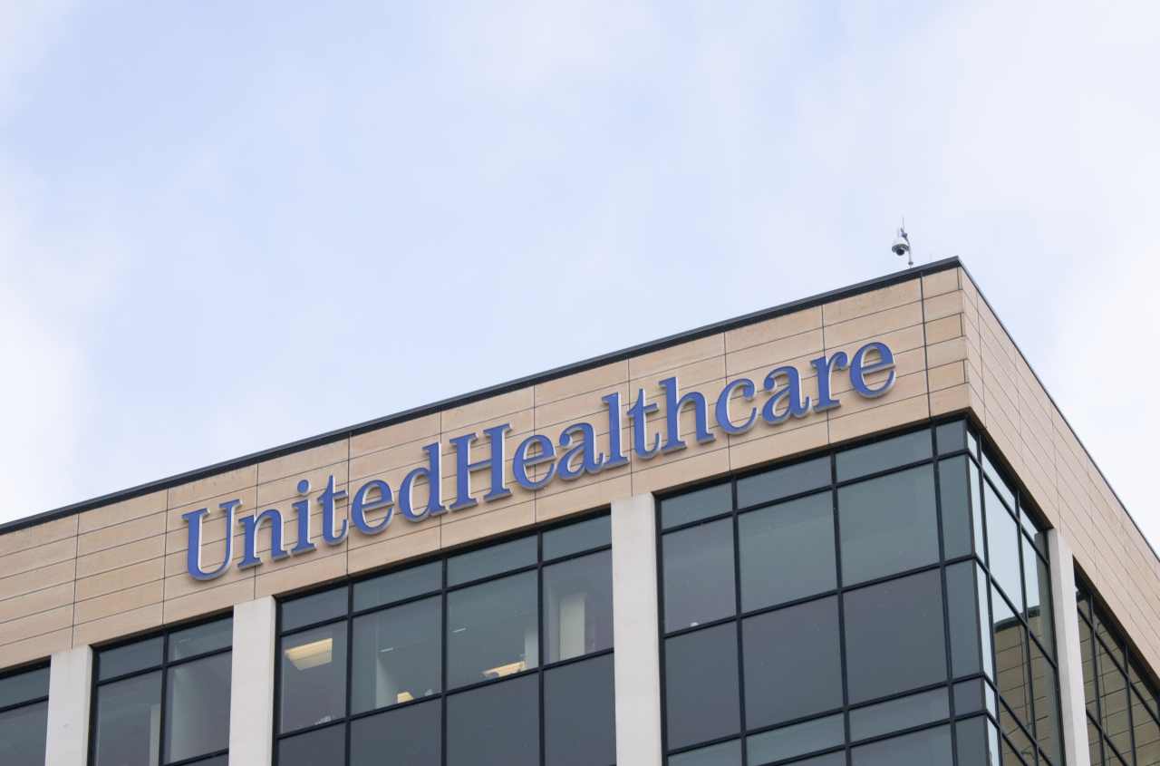 UnitedHealth now has to fight the government on another front. The stock is sinking.