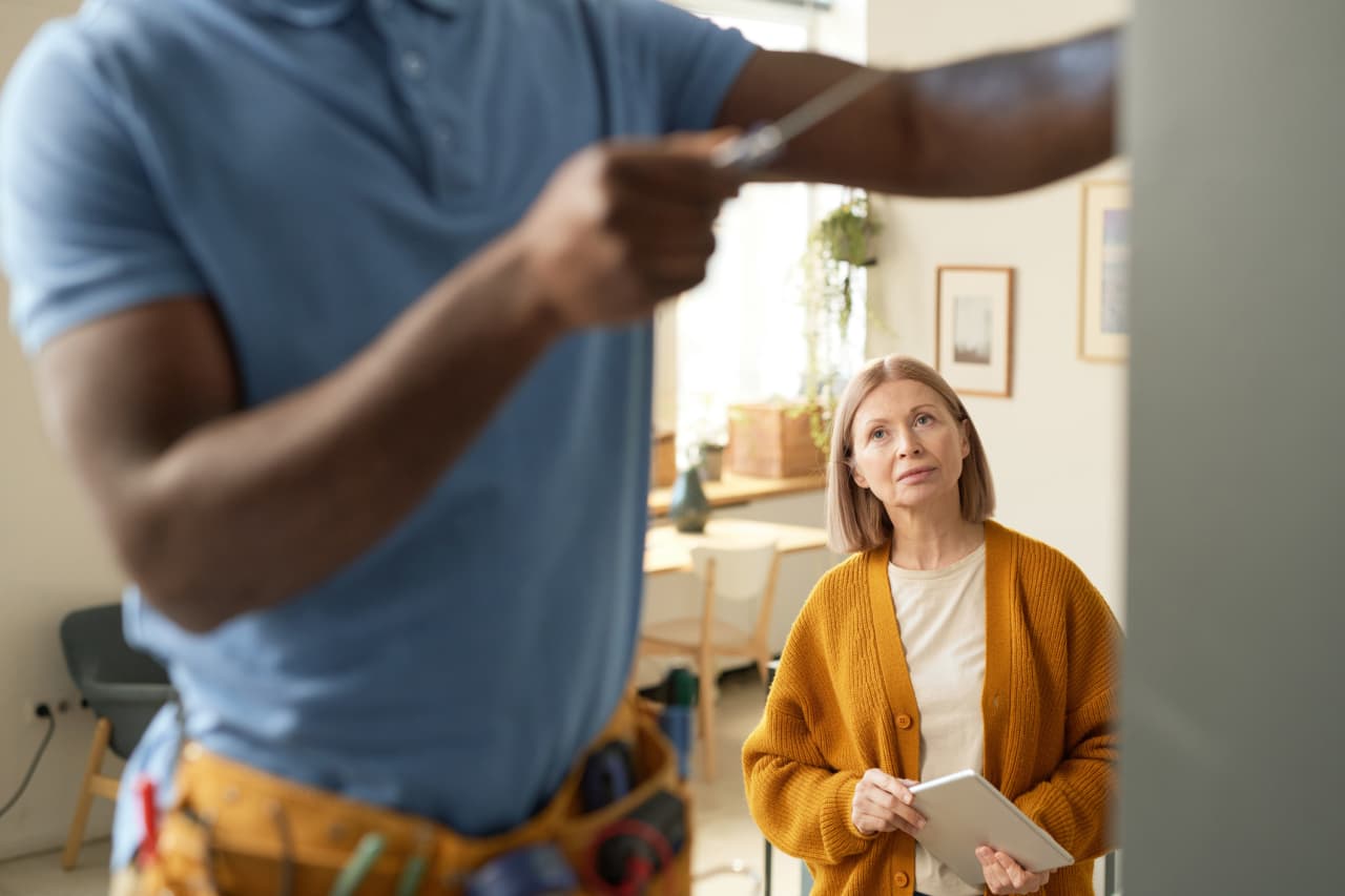 Annuities in 401(k) plans aren’t all they’re cracked up to be