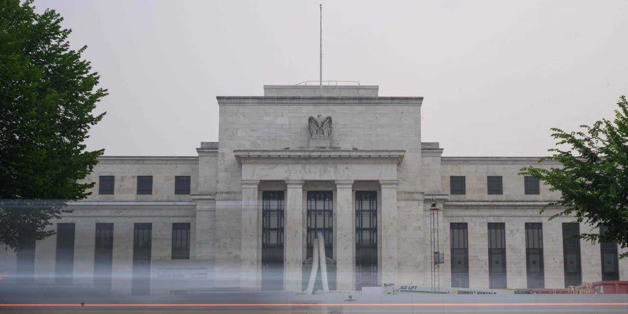 Banks are bracing for a recession as Treasury yields surge