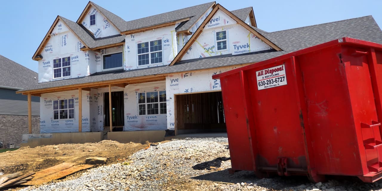 Spiking yields weigh on homebuilder stocks, but their bonds are telling another story - Vimarsana News
