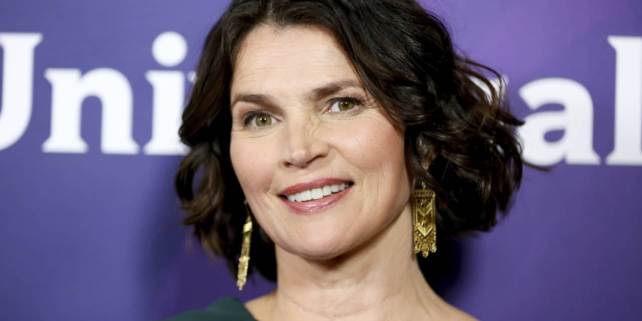 Julia Ormond sues Harvey Weinstein for sexual assault, accuses Disney, Miramax and CAA of enabling him - Vimarsana News