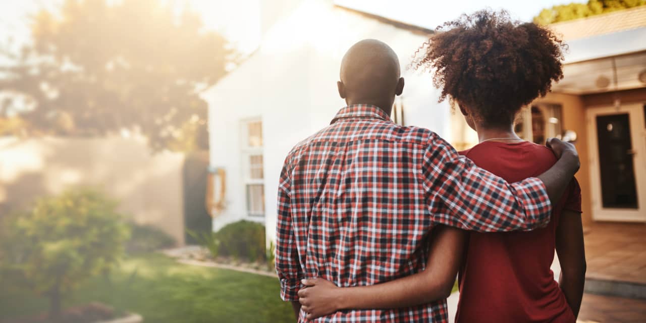 #The Advicer: We’re in our 40s, making $300K and just moved to California. We’re looking to buy a $1.2M home, but also want to invest in our 401(k). Who can help us?
