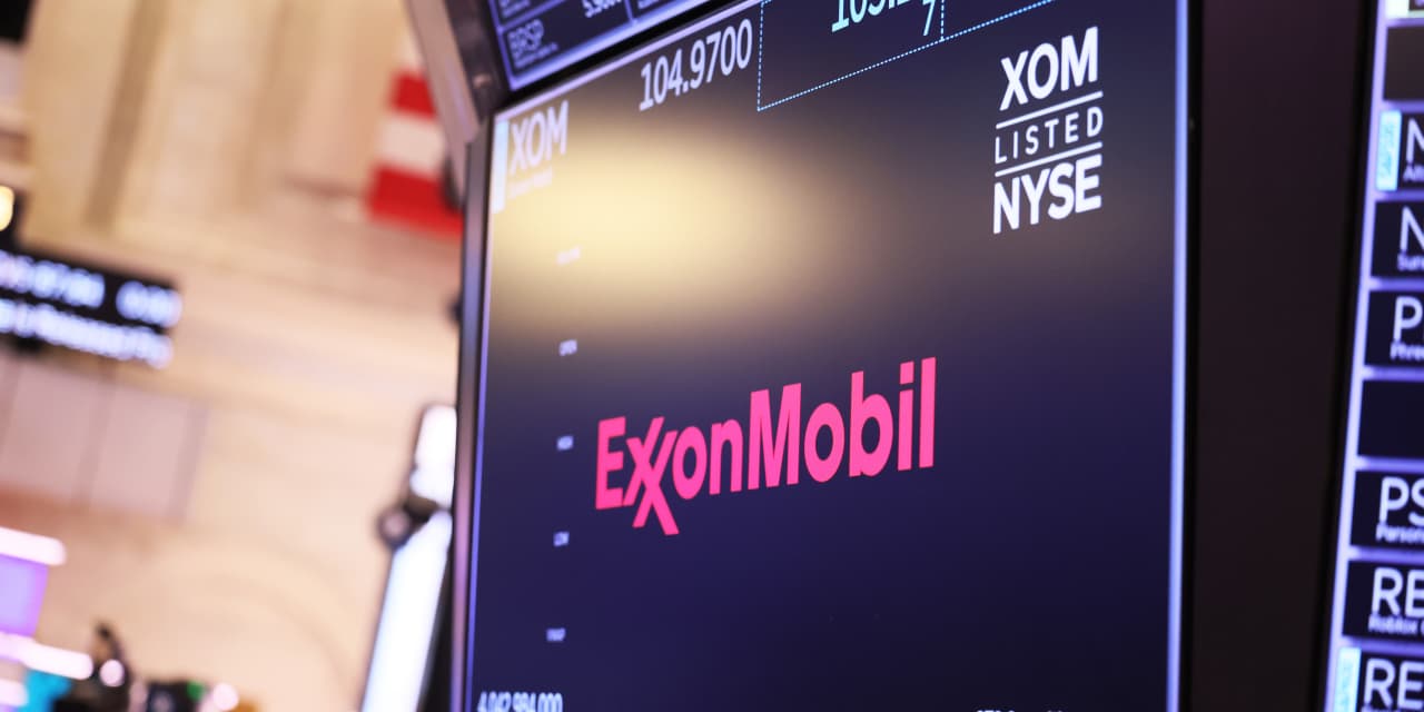 Exxon near  billion deal to buy shale driller Pioneer Natural Resources: report