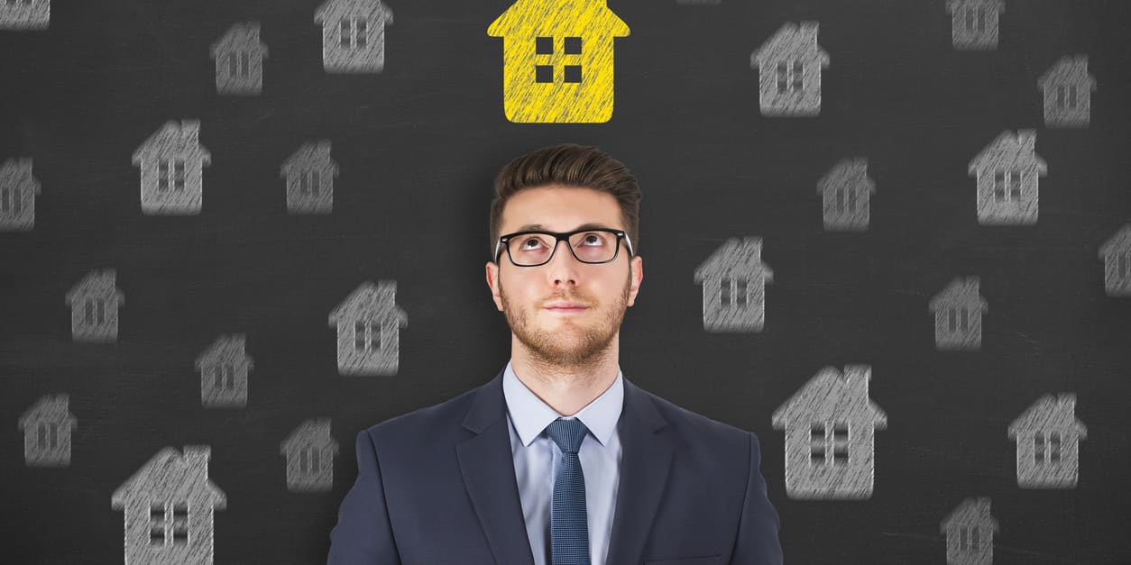 I listed my home 3 weeks ago, but have no offers. When should I cut the price? - Vimarsana News