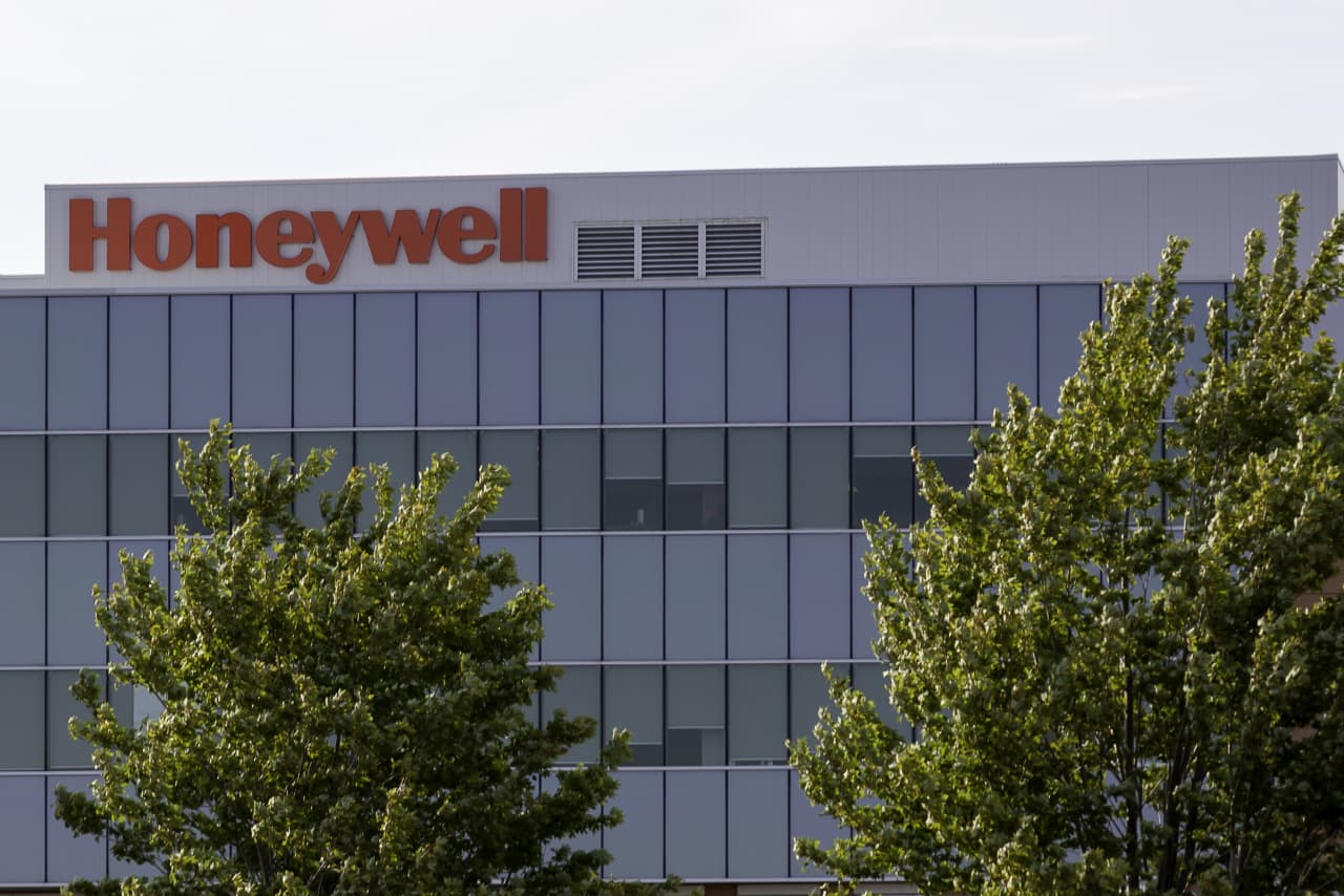 Honeywell to buy Air Products’ LNG business for $1.81 billion in cash in fourth deal of 2024