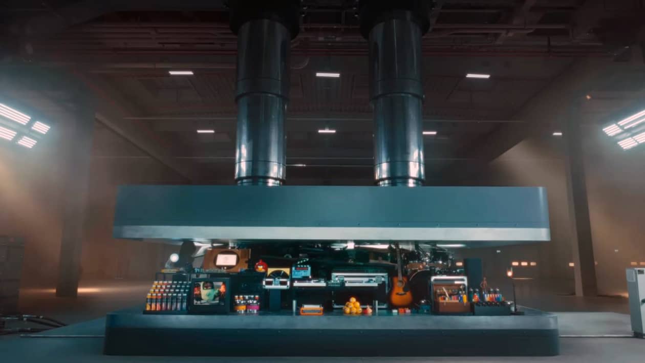 Apple apologizes for new iPad ad that shows musical instruments being ...