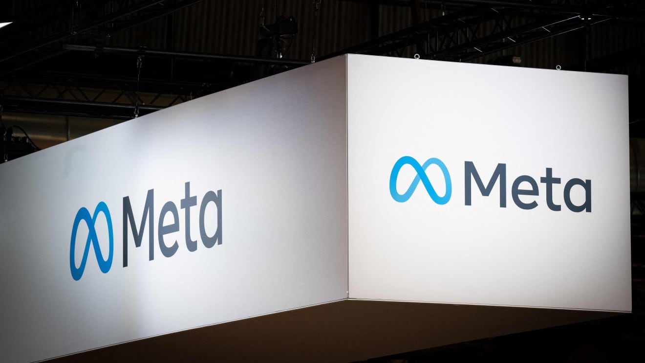 Meta’s and Alphabet’s stocks close at highest levels since early 2022 ...