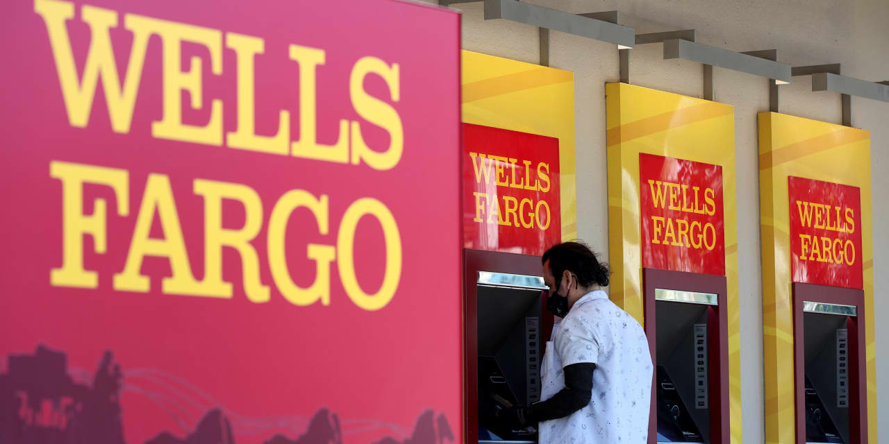 Wells Fargo’s stock up 2% as third-quarter earnings top estimates by a wide margin Markets – MarketWatch