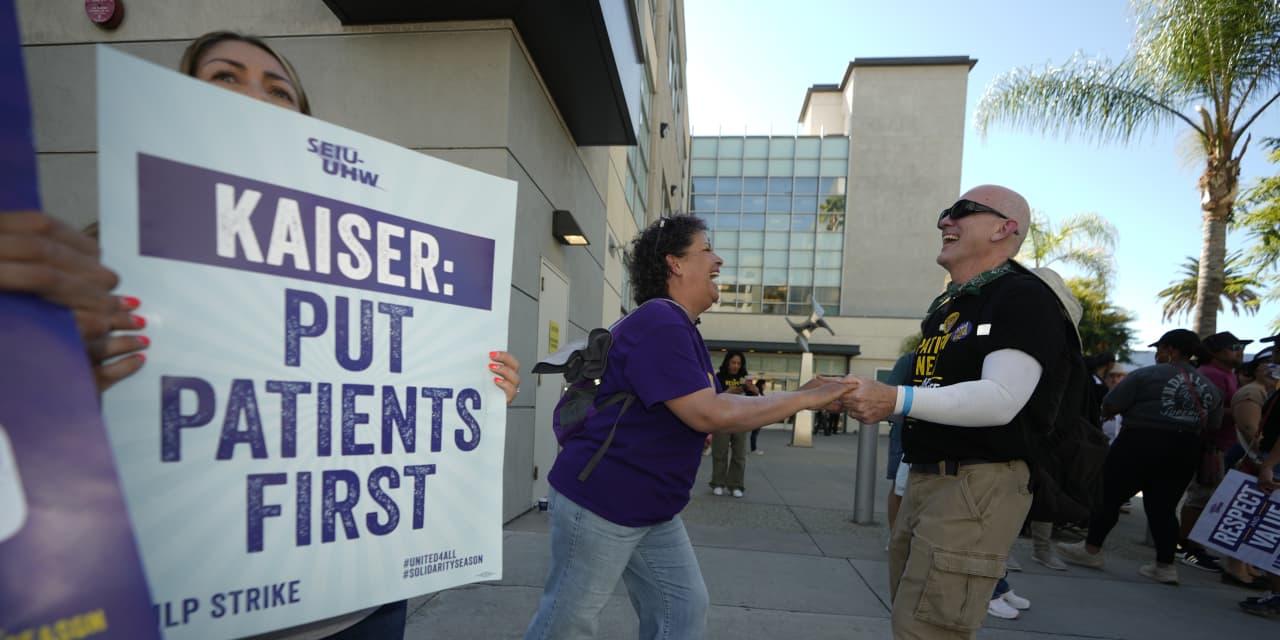 Kaiser Permanente reaches a tentative deal with health care worker unions after a recent strike