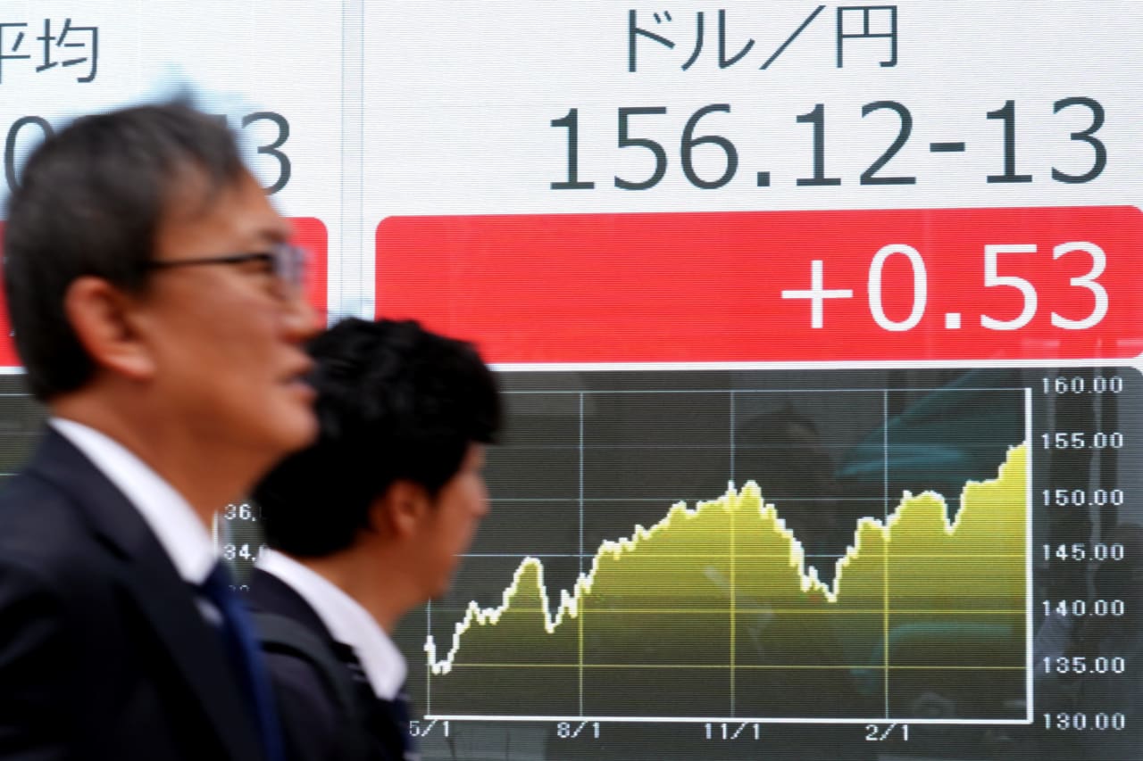 Yen rebounds after breaching fresh 34-year low amid intervention rumors