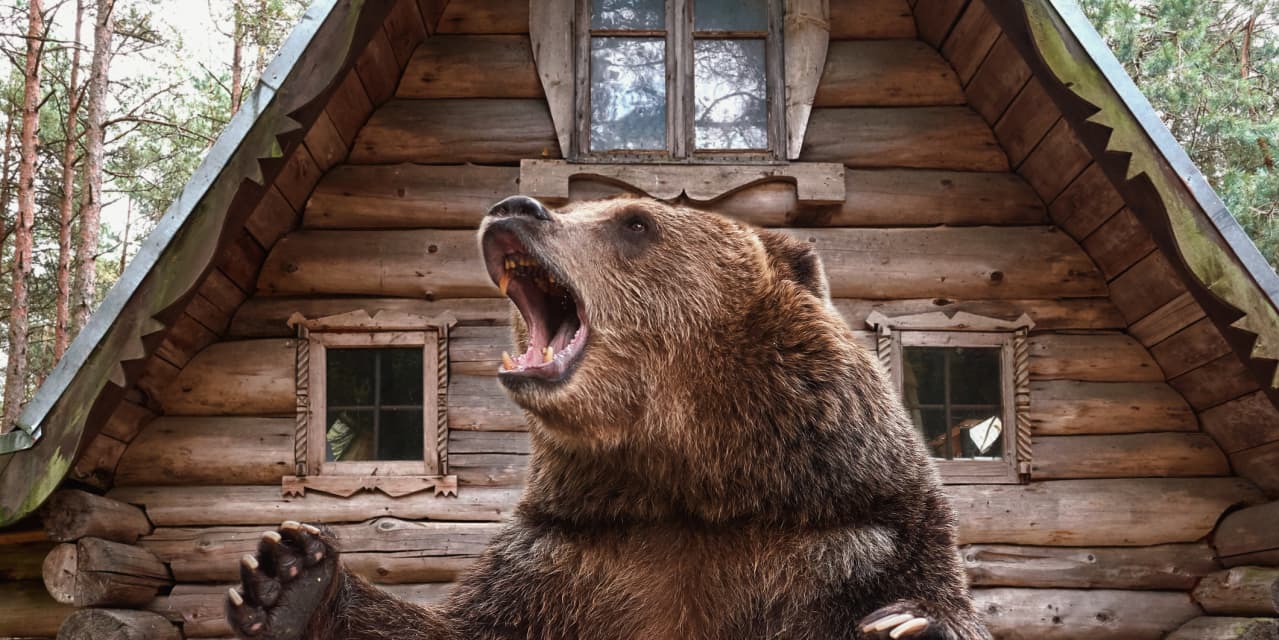 Wall Street's biggest bear is standing by his call for stocks to slump 10% by January. Here are 4 charts that support his point. - Vimarsana News