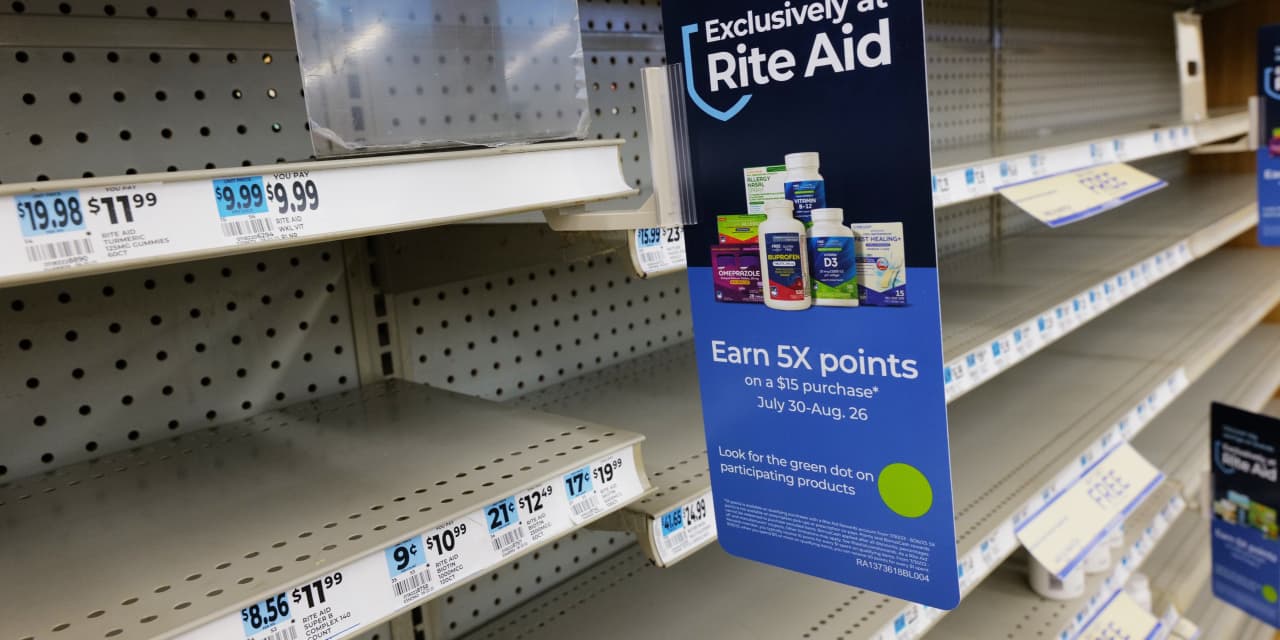 Rite Aid’s stock tumbles 55 to join its cratering bonds after