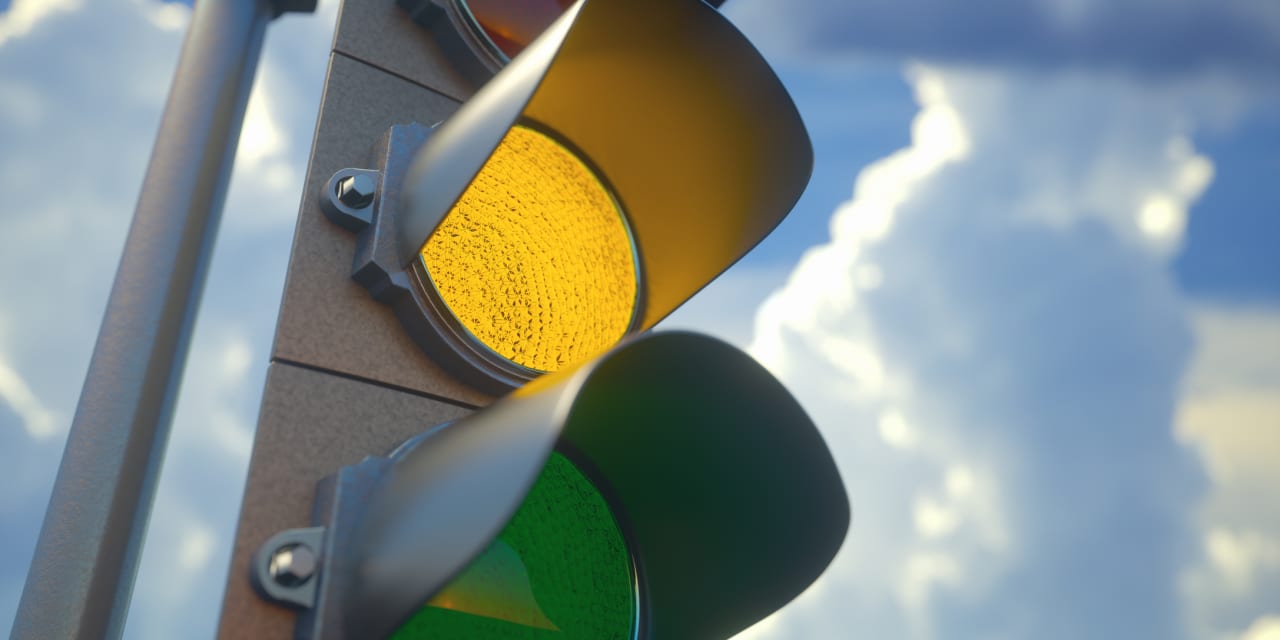 This silent alarm in the bond market tells you which stocks to buy and which to avoid