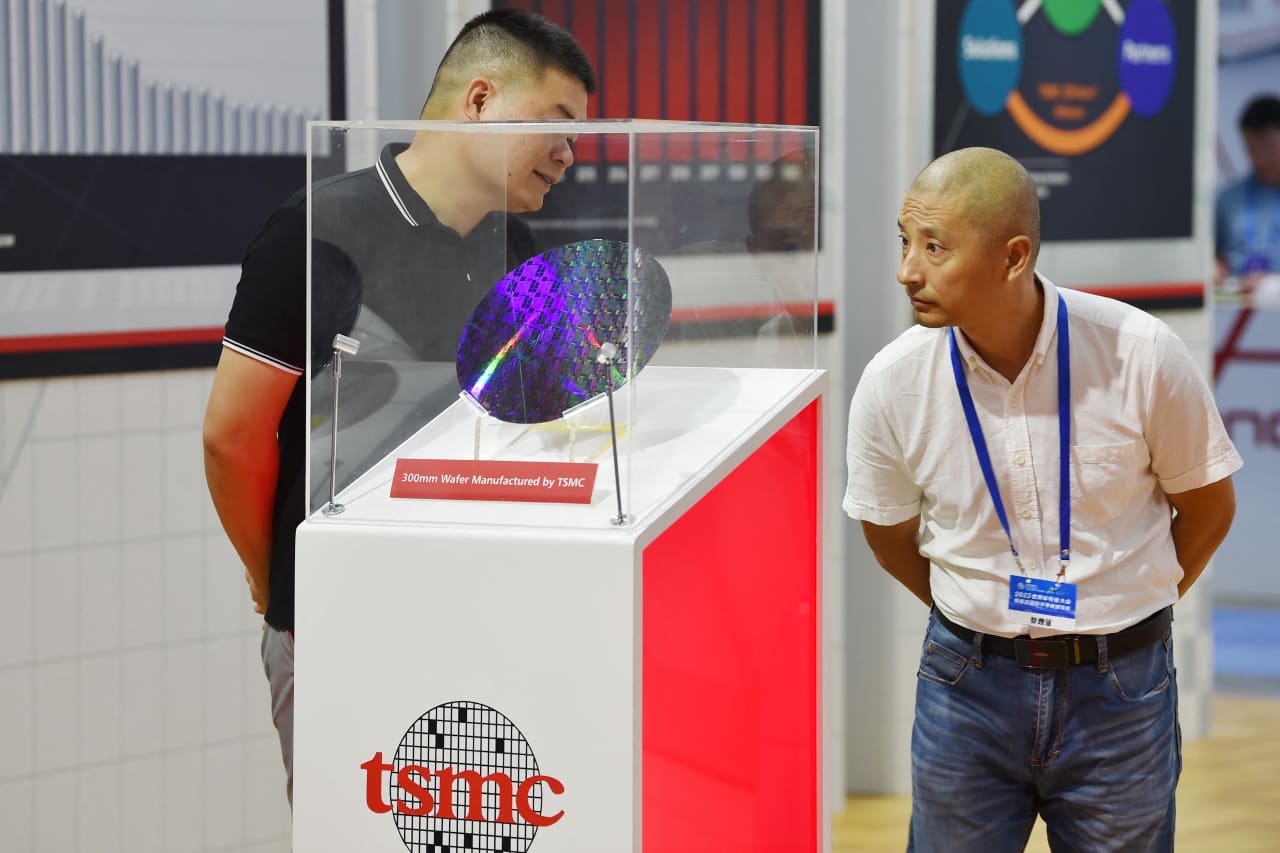 Chip maker TSMC posts 19% fall in net profit, but edges pasts forecasts