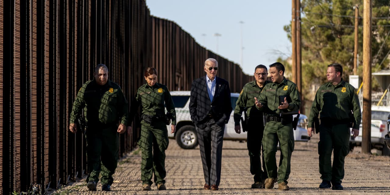 Biden sweetener for Israel-Ukraine aid package: new funds for southern border - Vimarsana News