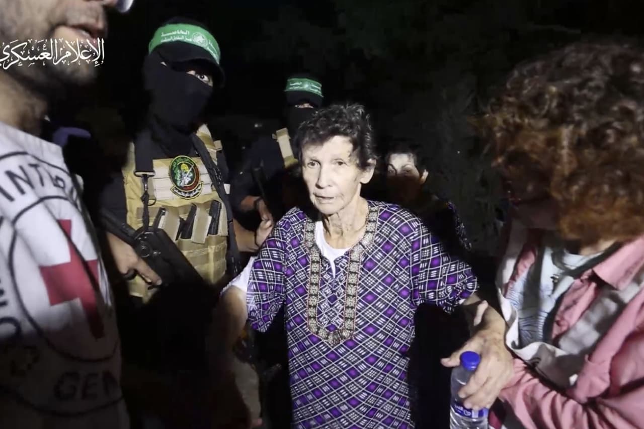 Hamas Releases Two Elderly Hostages As Israel Ramps Up Air Strikes ...