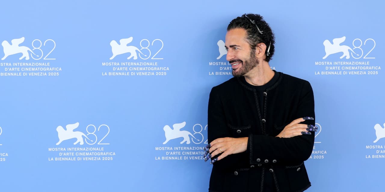 How fashion designer Marc Jacobs renovated a $9 million Frank Lloyd Wright house