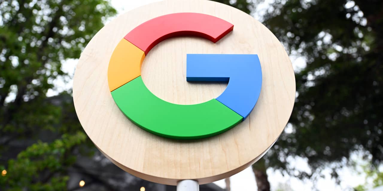 Epic Games accuses Google of bullying, bribery to block app-store competition - Vimarsana News