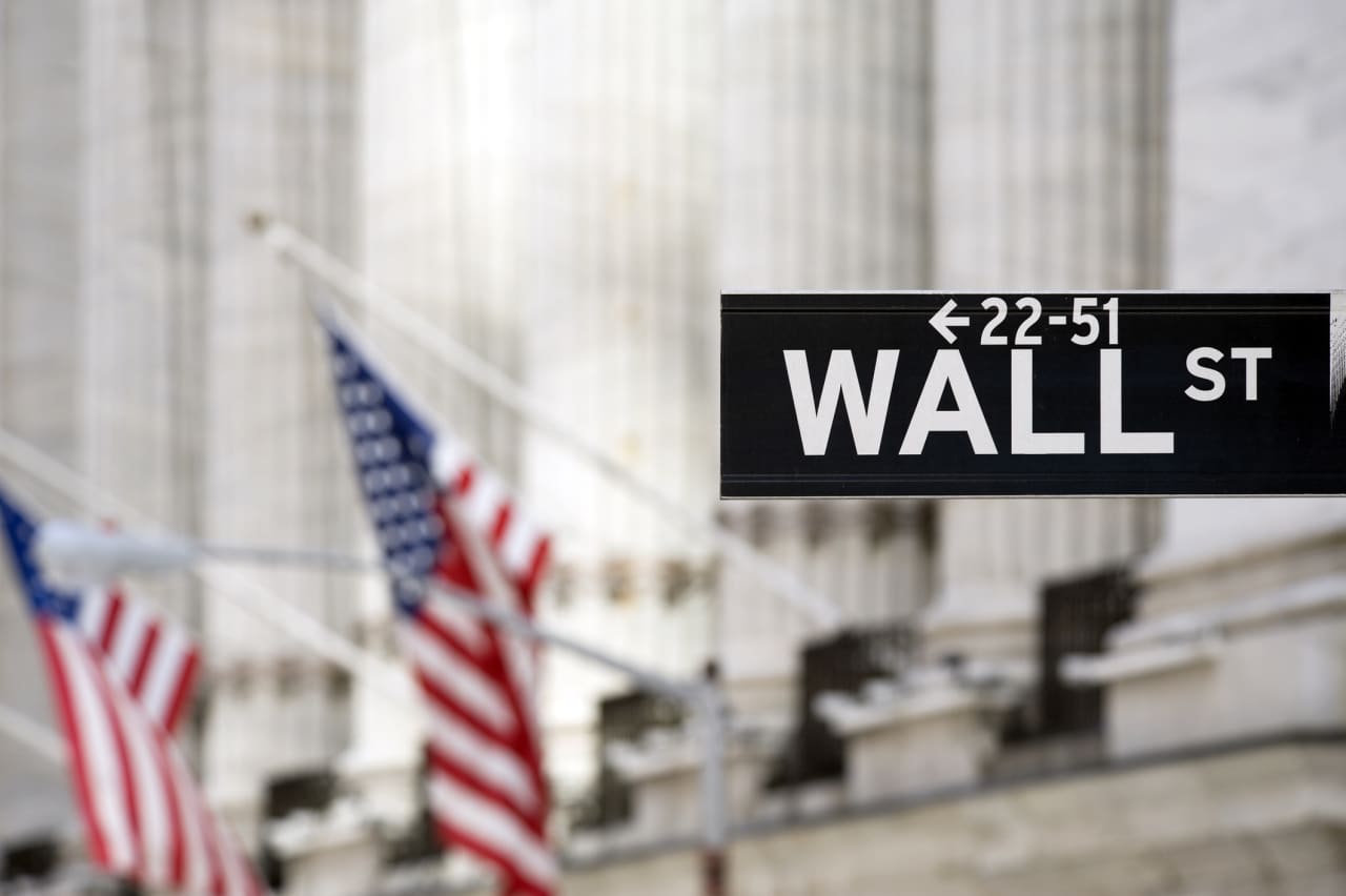 Stocks are rebounding Friday, but this week’s tech rout echoes lessons from the dot-com bubble