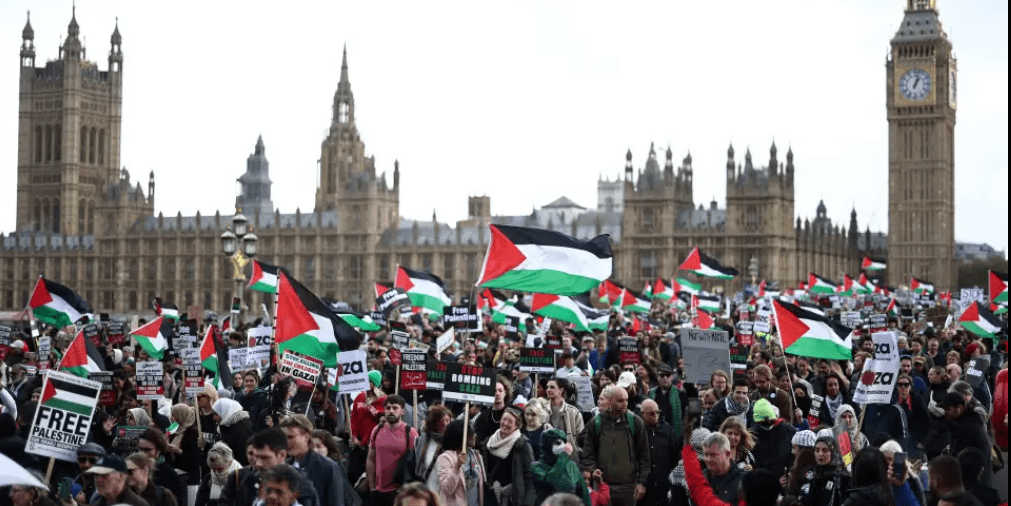 Pro-Palestine protesters march through London demanding an Israeli ceasefire in Gaza - Vimarsana News