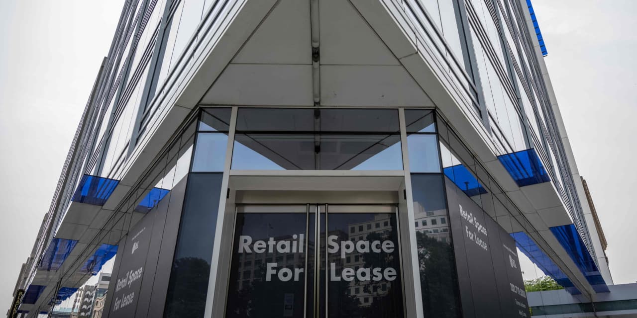 Spirit Realty’s stock rallies on  billion buyout by Realty Income Corp.