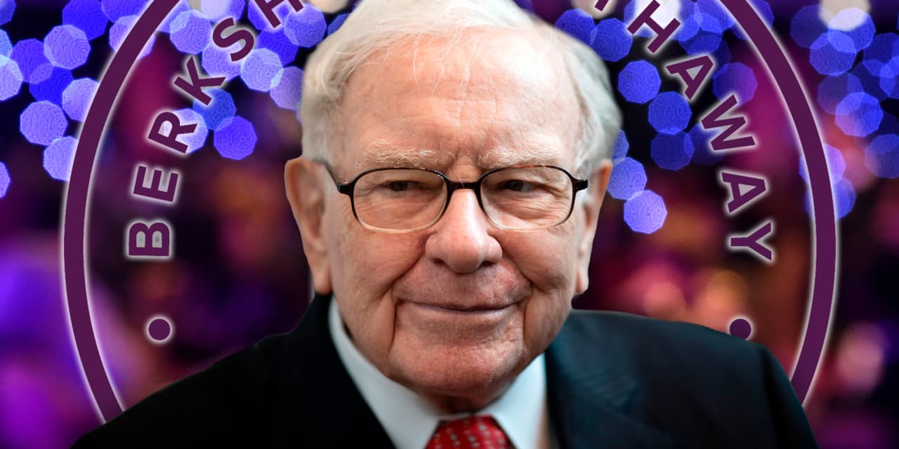 As Warren Buffett hosts first Berkshire Hathaway annual meeting without ...