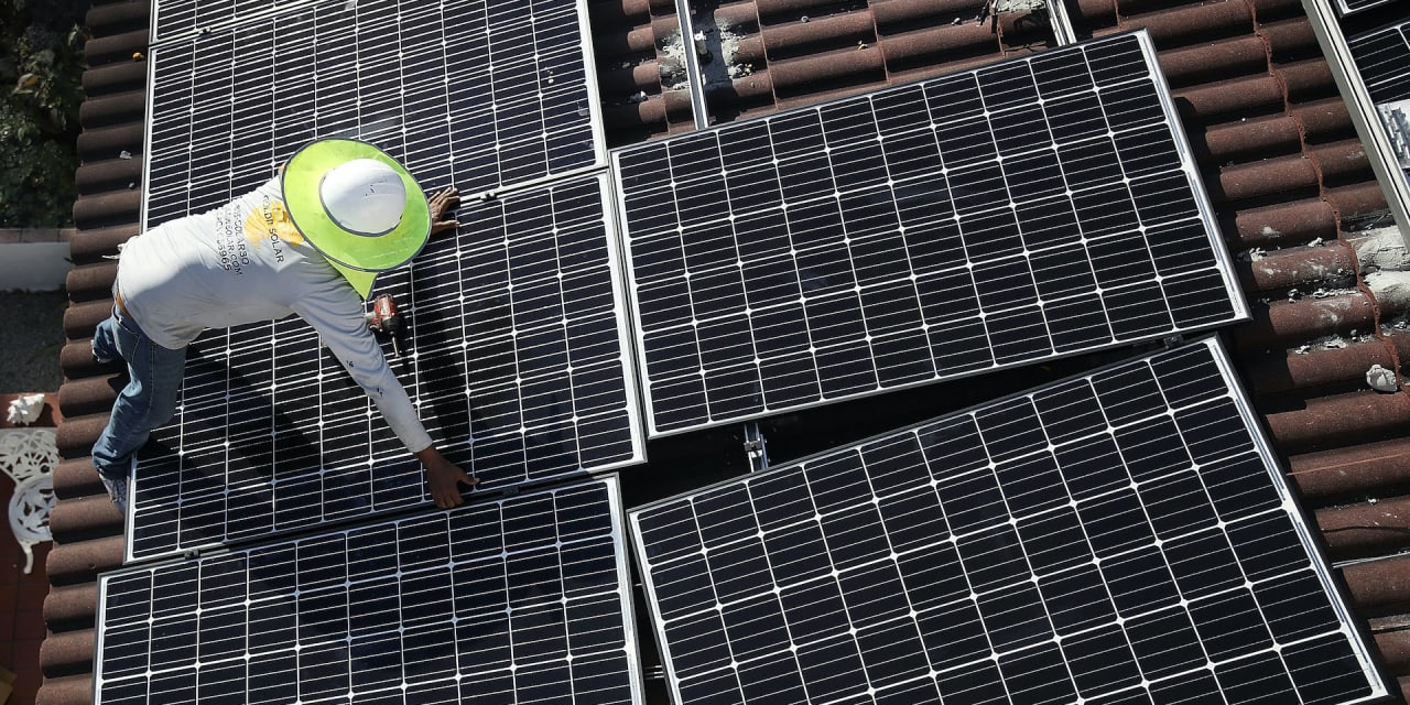 What happened to solar stocks? Investors 'pick up the pieces' after a brutal earnings season - Vimarsana News