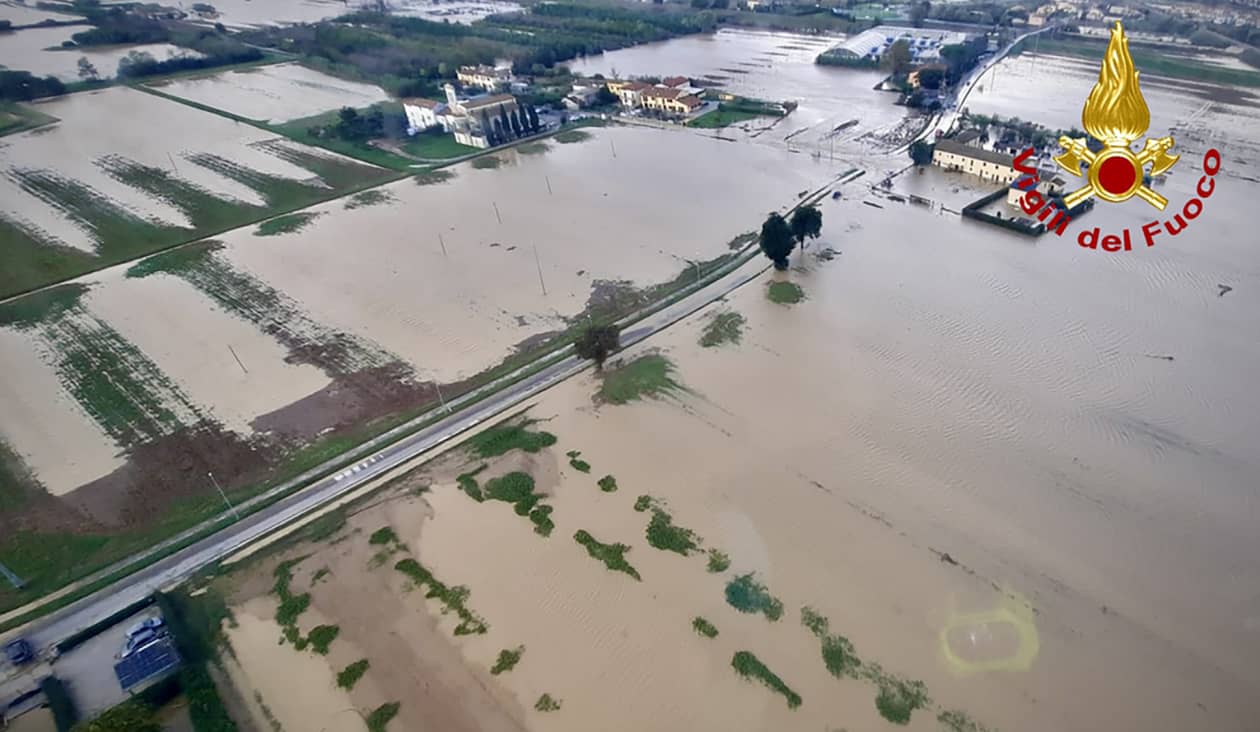 Storm Ciarán kills 5 people as it brings record rainfall to Italy ...
