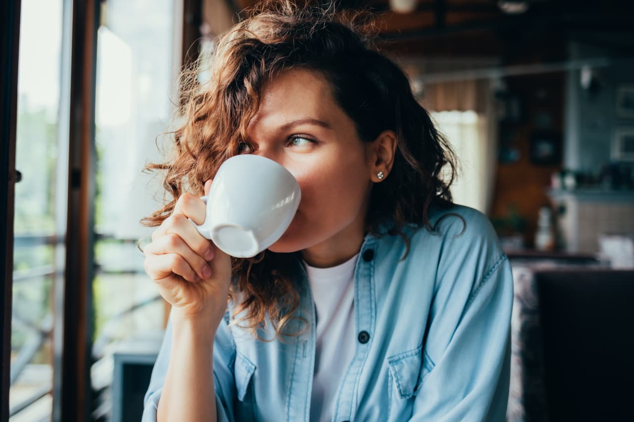 How much caffeine is in a Starbucks coffee and other drinks