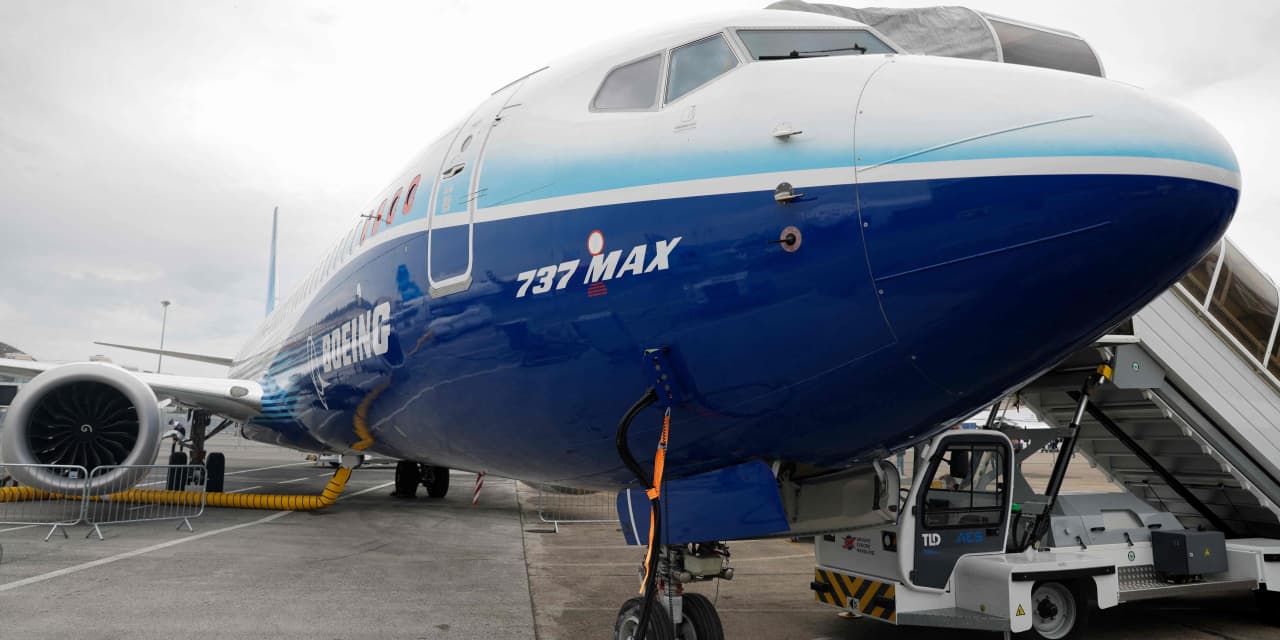 China may end long-running suspension of Boeing 737 Max aircraft: report - Vimarsana News