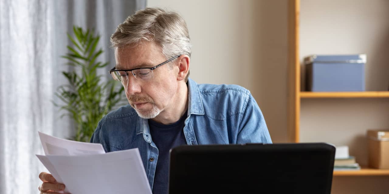 I'm 57, make $100K a year, and have a $300K 401(k). I have debt. Who can help? - Vimarsana News