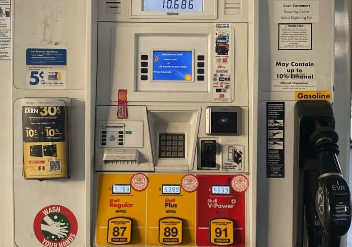 Drop in U.S. gasoline prices will lead to more than $1 billion in ...