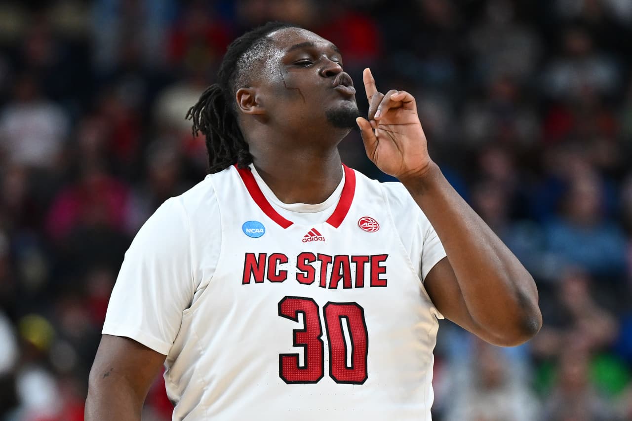 NC State’s DJ Burns doesn’t just rely on NIL deals. He owns vending machines too.