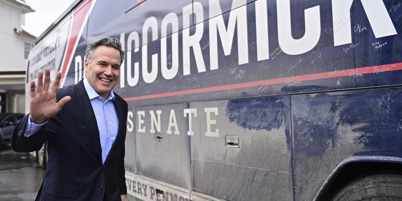 Republican Senate hopefuls seek Trump endorsement. Just not in Pennsylvania. - Vimarsana News