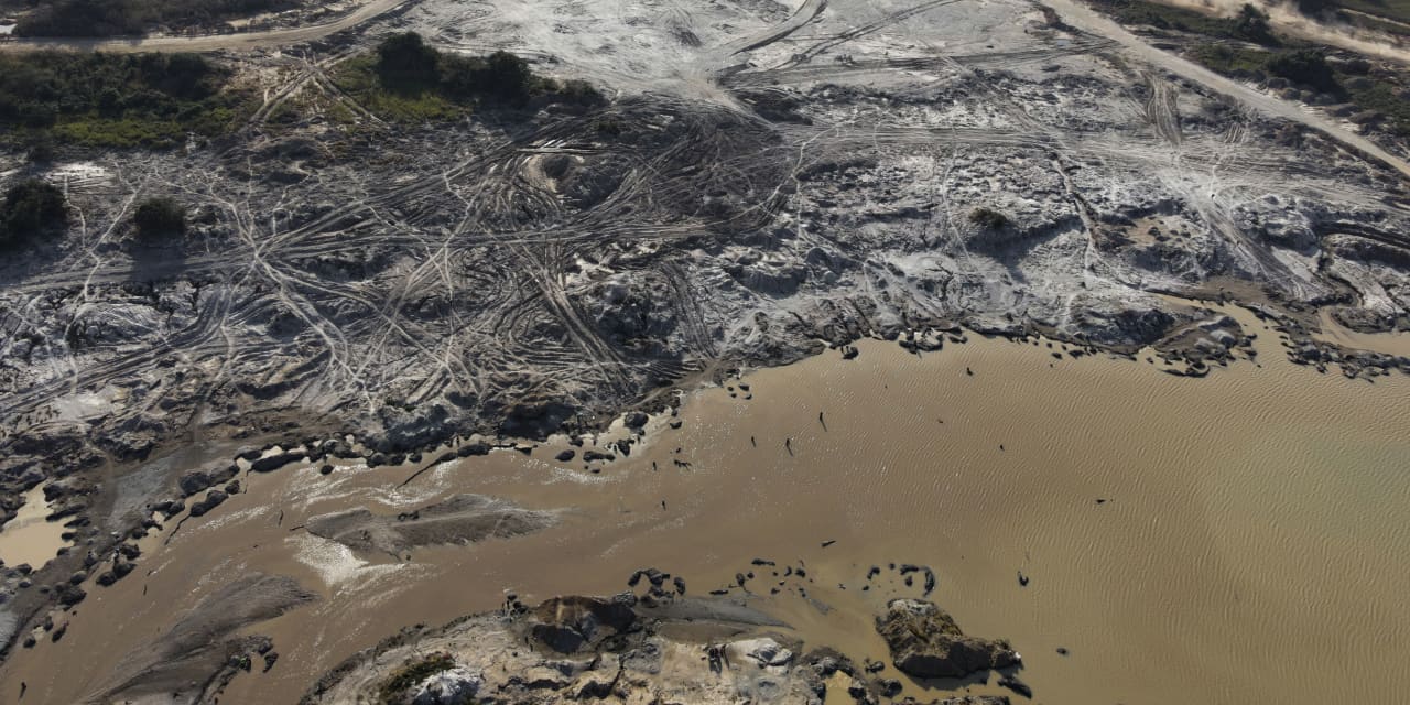 marketwatch.com - Jules Rimmer - Glencore's strategic allure highlighted by sale of mining assets to U.S. government-backed entity