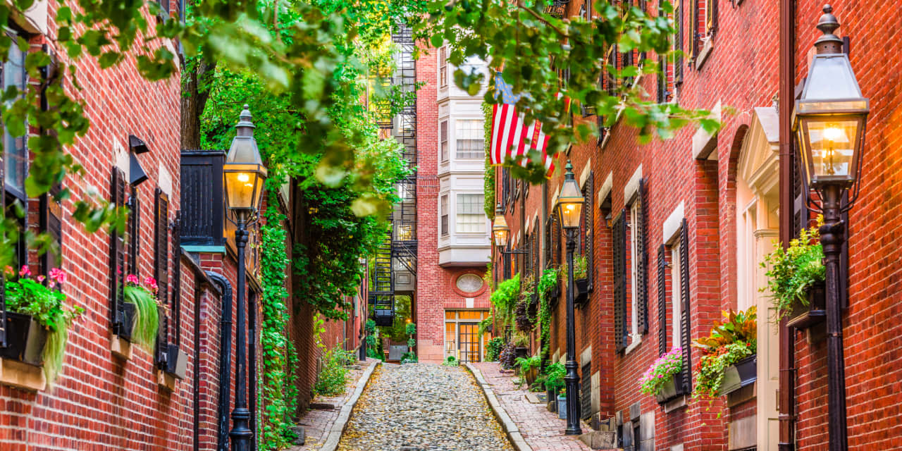 Refinances surge 175 from a year ago, as mortgage rates remain at a 2