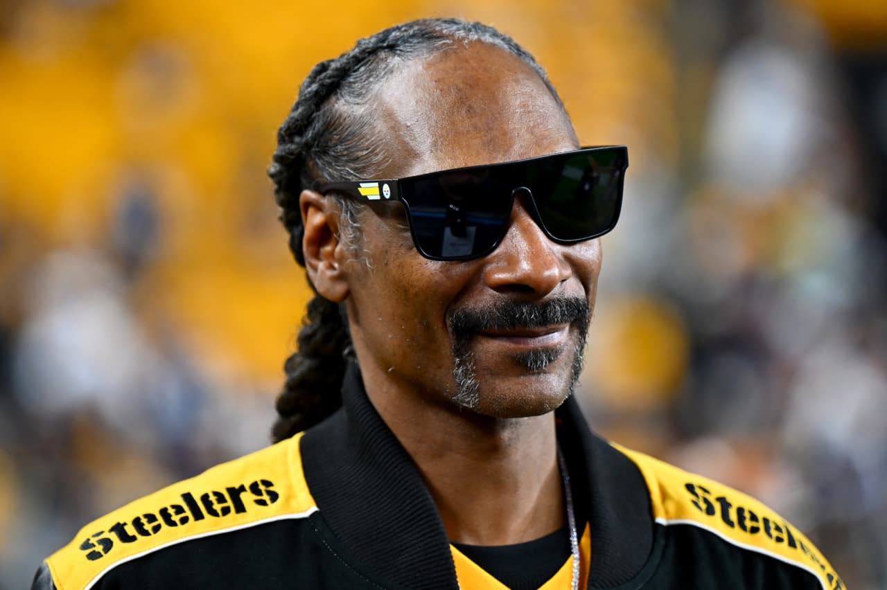 Snoop Dogg lists a 6-bedroom Georgia mansion on one acre for just $575,000
