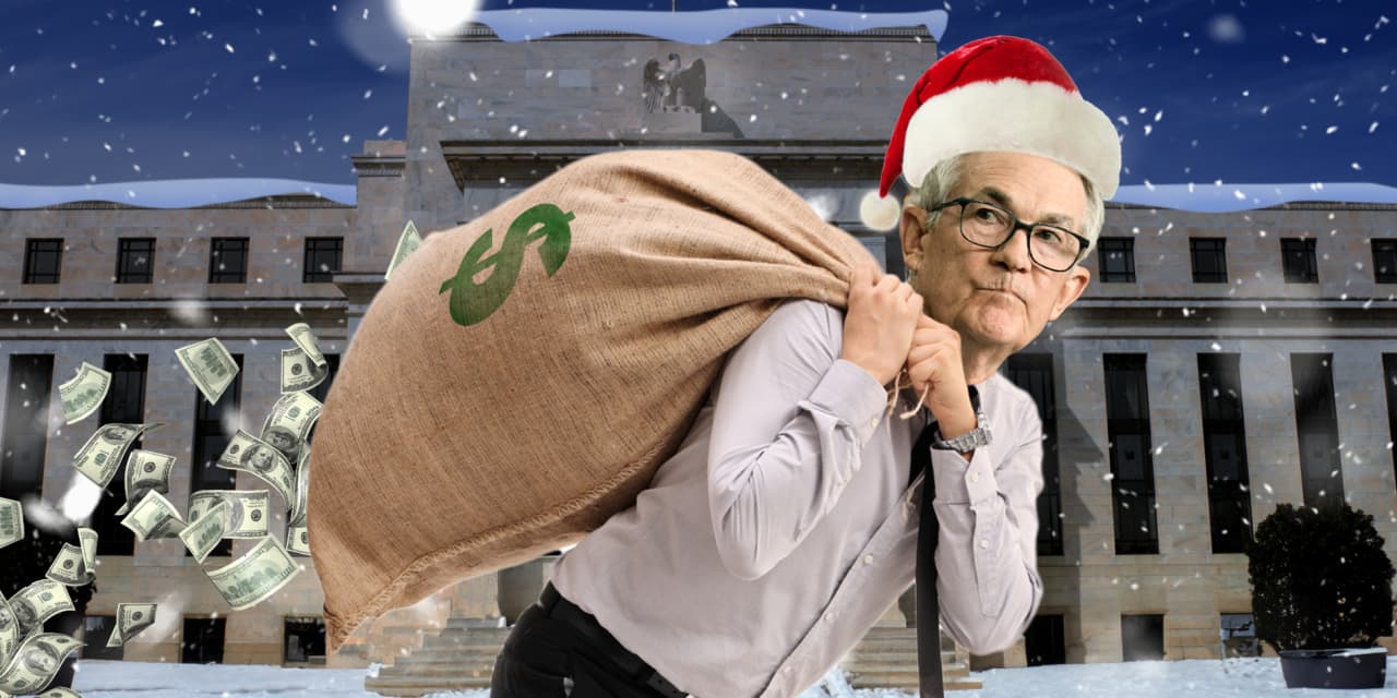 La Reserva Federal podría ser el Grinch que le «robó» el dinero que ganaba al 5%.  ¿Qué significa el giro de Powell para los inversores?