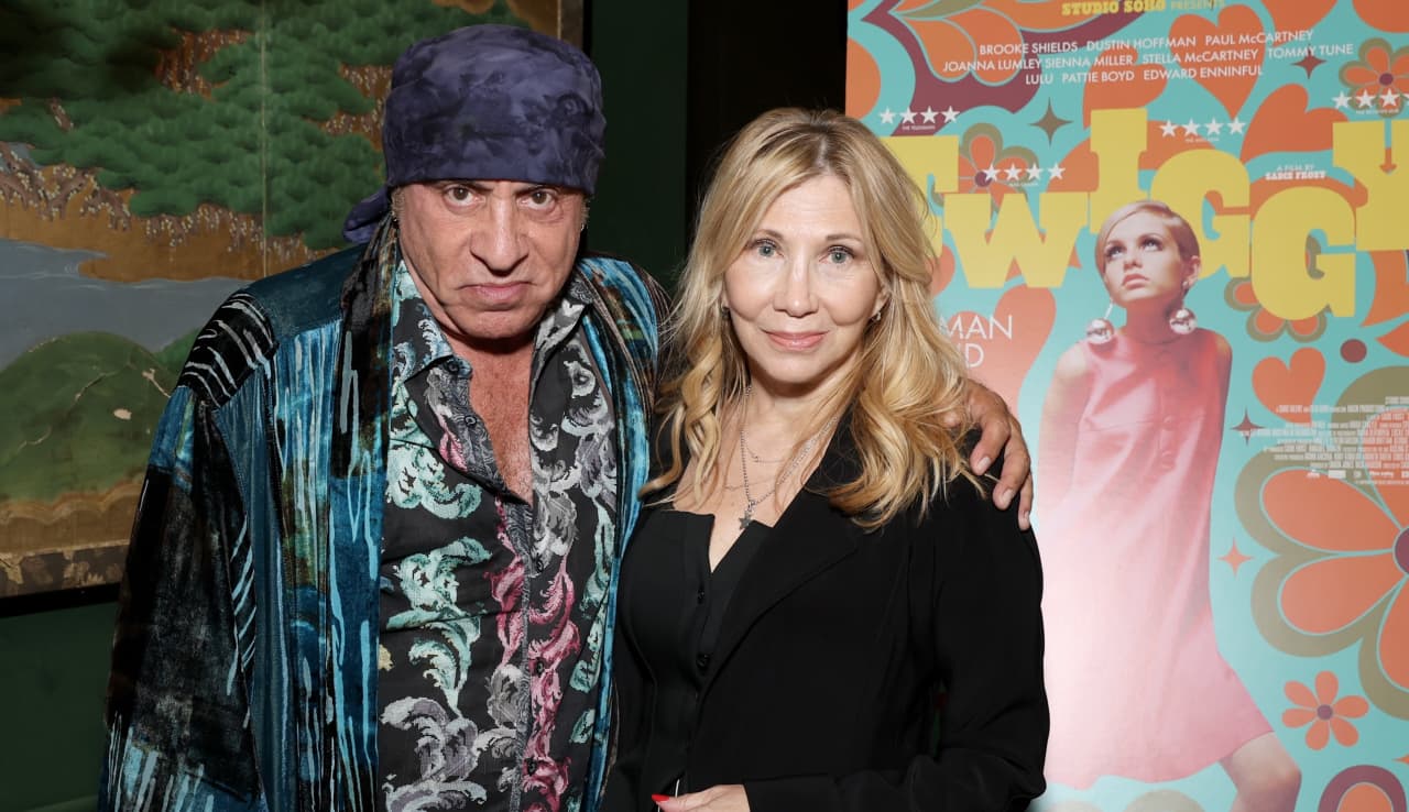 ‘Sopranos’ star Steven Van Zandt is selling his Greenwich Village penthouse for $19 million