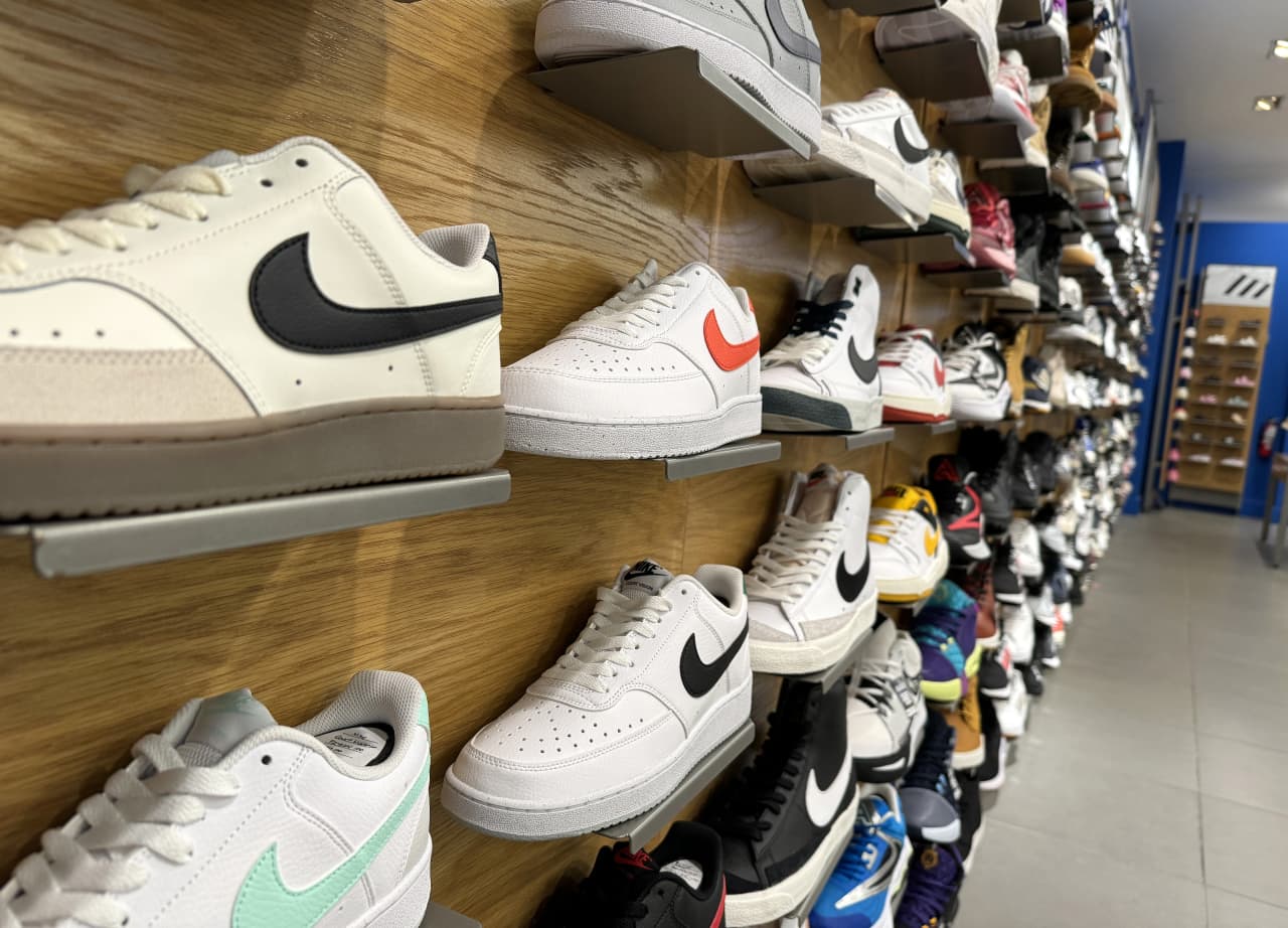 The bar is finally low enough for Nike, one analyst says. These big events could help the stock this year.