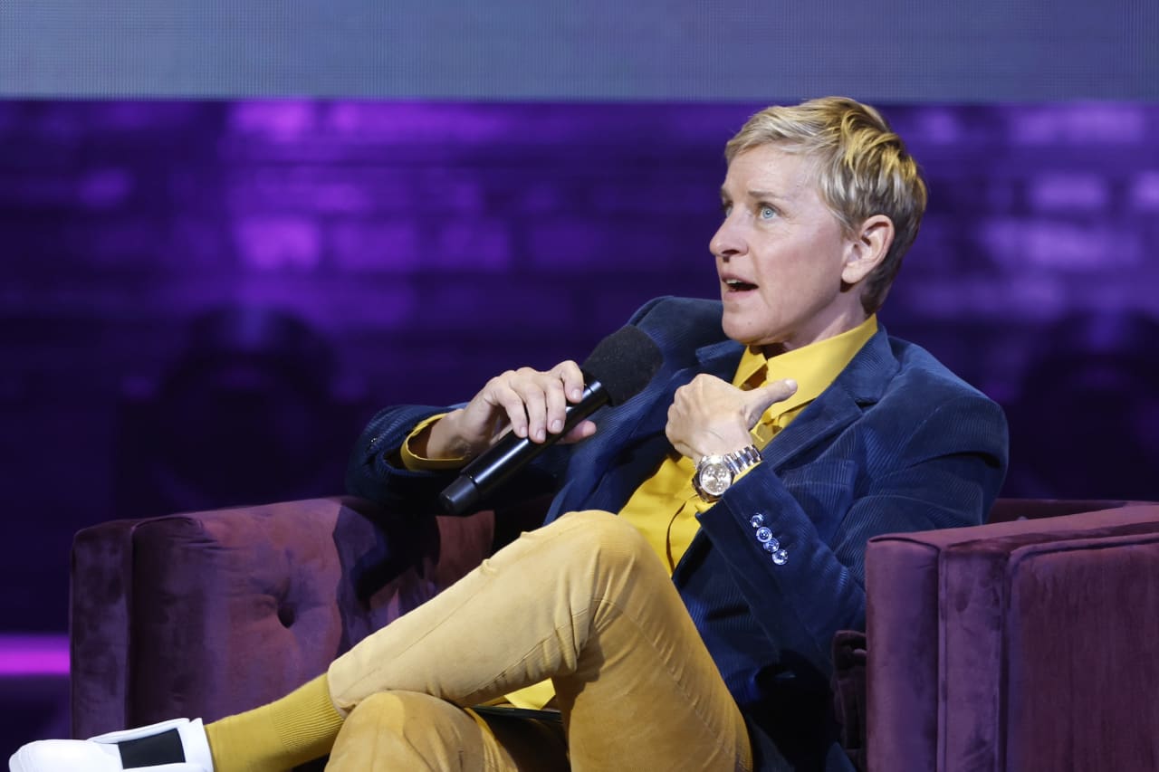 Ellen Degeneres clashes with new British neighbors over planned extension to $18 million farmhouse