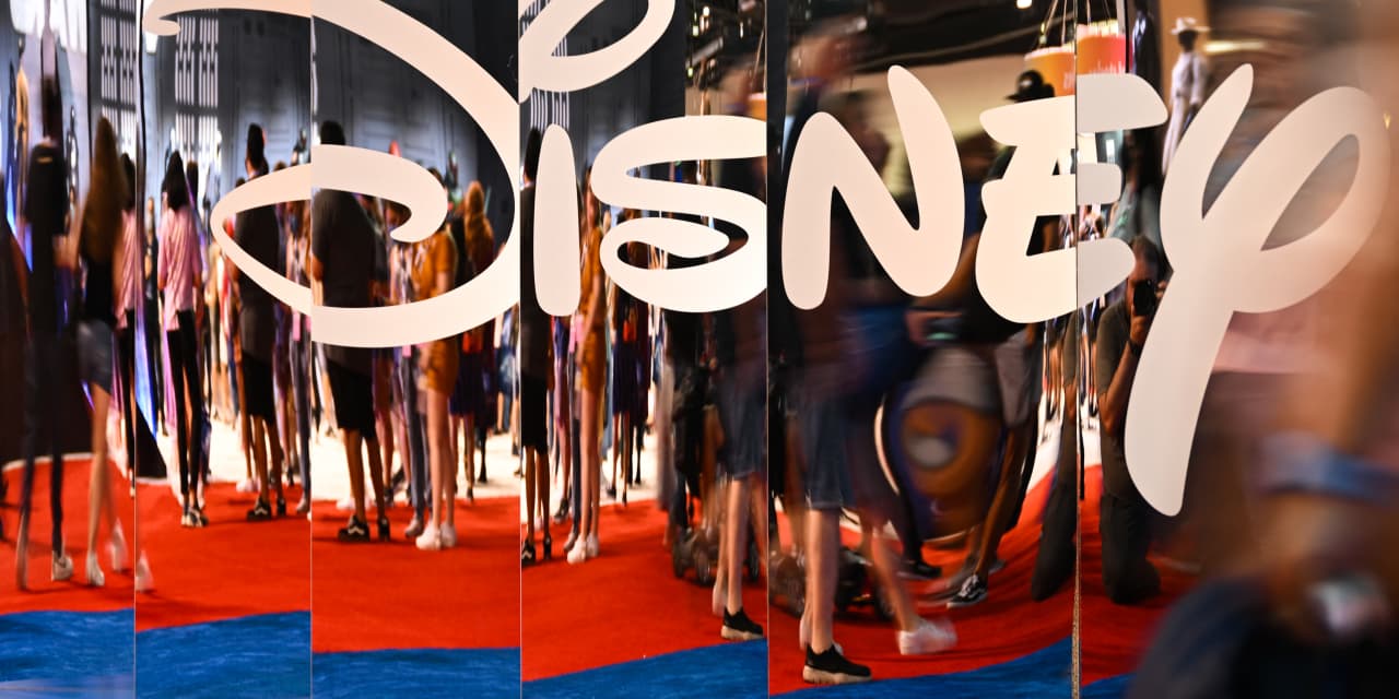 Disney’s stock rises as earnings signal that the theme-park business is healthy